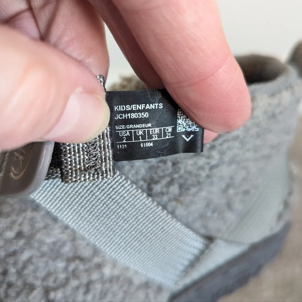 Chaco Ramble Fluff Grey Slip-on Bootie sz 2